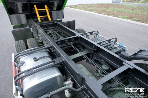 解放青汽JK6自卸車上市 9.2噸底盤自重，泥地打樁機(jī)實(shí)力登場